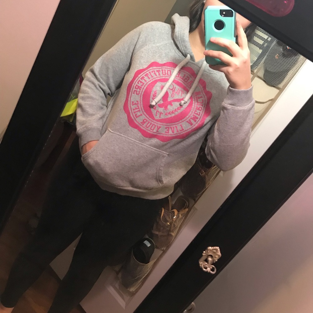 American Eagle Sweatshirt